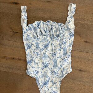 Gigi Hadid x Frankie's Bikinis Fawn Printed One Piece Swimsuit Sz M